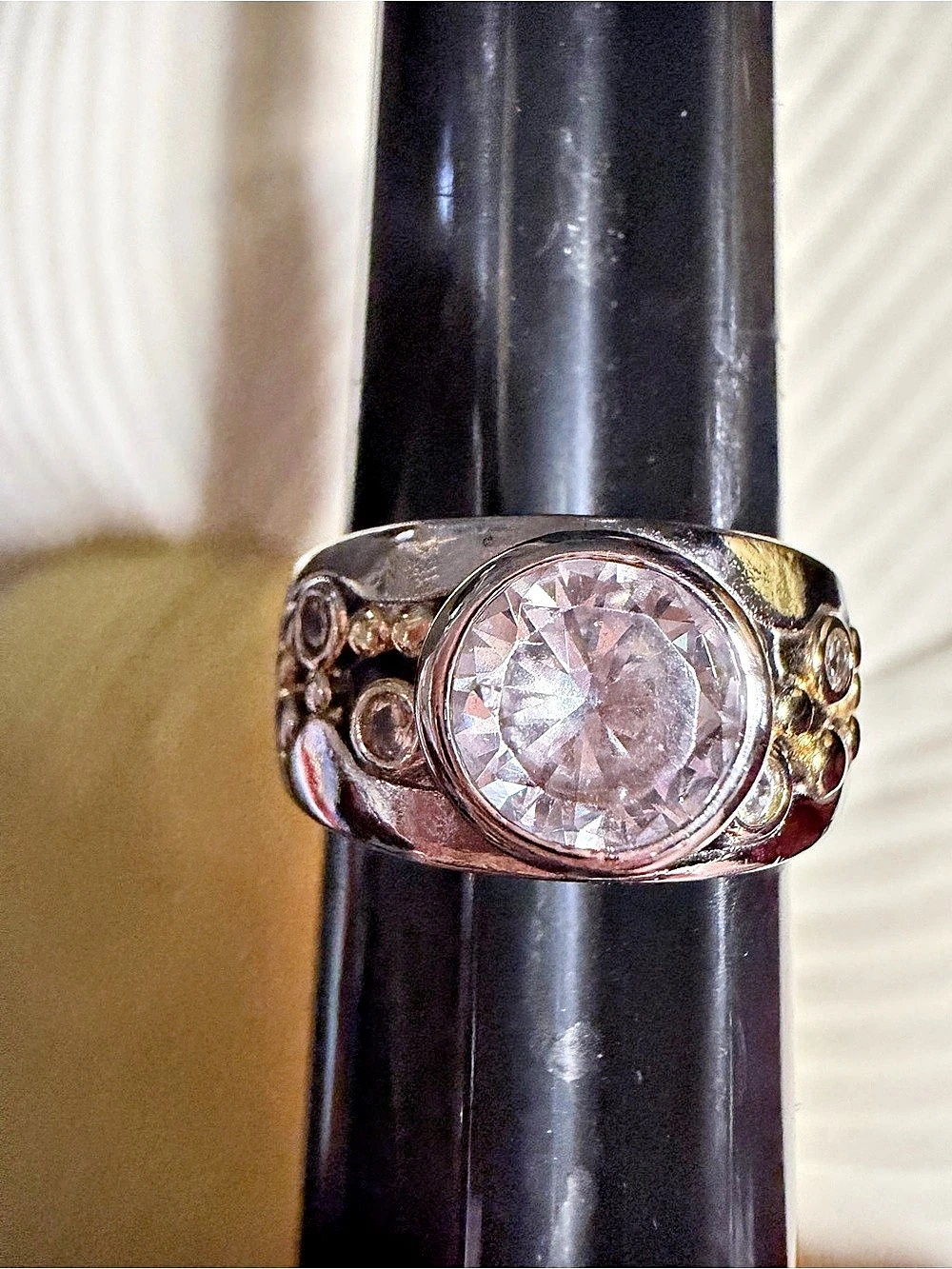 Sterling silver with gold accents Crystal Ring Size 8